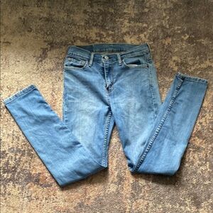 Levi’s blue jeans size 29x32